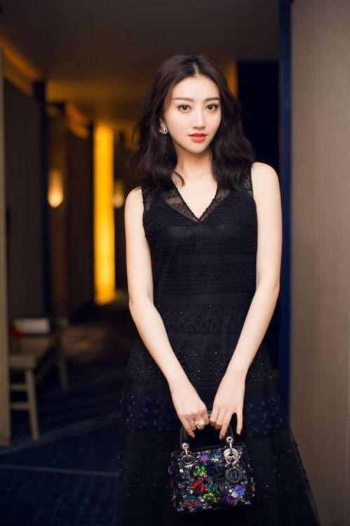 娱乐爆料景甜迷信视频大全,揭秘明星背后的神秘信仰